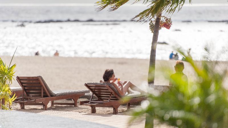 Villas Caroline Flic en Flac Bagian luar foto