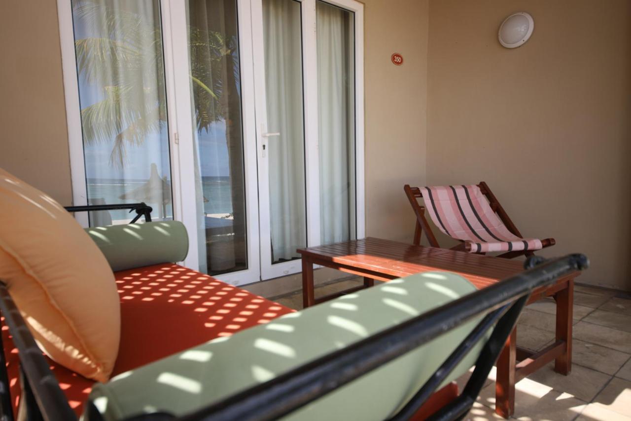 Villas Caroline Flic en Flac Bagian luar foto